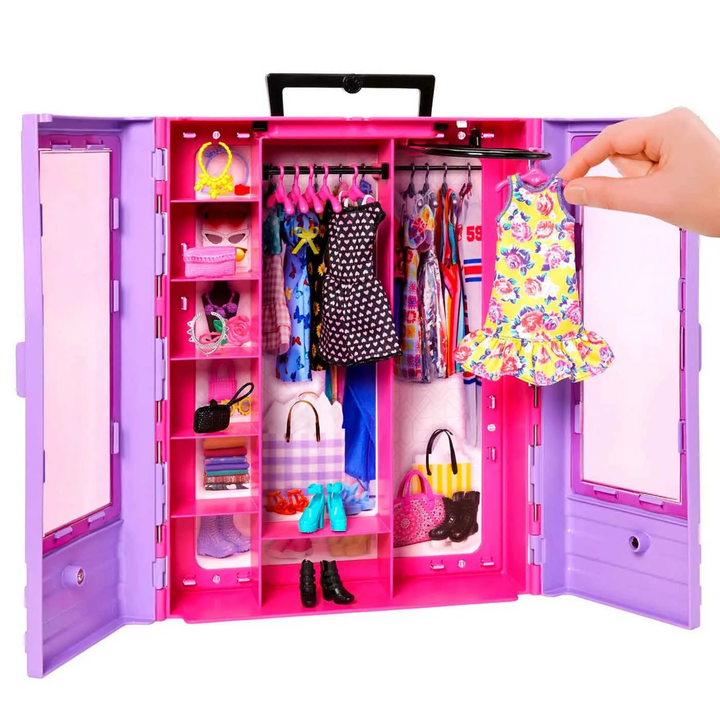 BARBIE CLOSET
