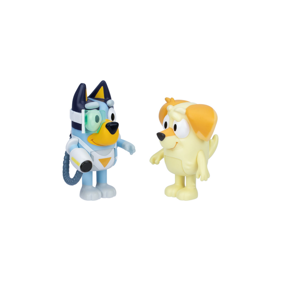 2 FIGURAS BLUEY BLASTER SUIT
